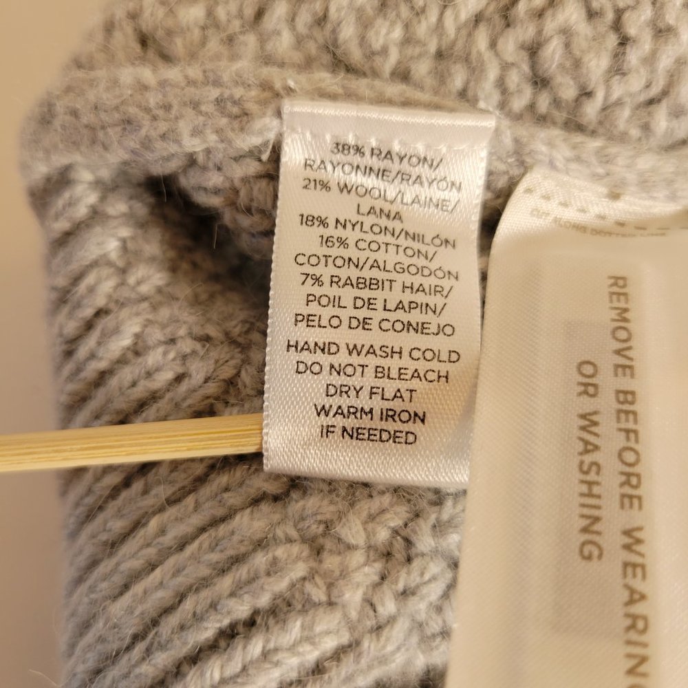 NEW, LOFT Multi Cable Design, Loose Fit, Ladies Grey Crew Neck Sweater, Size M - Picture 10 of 11